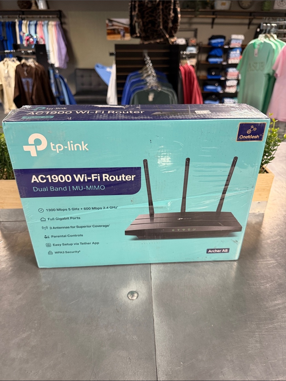 TP-Link AC1900 Smart WiFi Router - NEW! - Picture 2 of 8